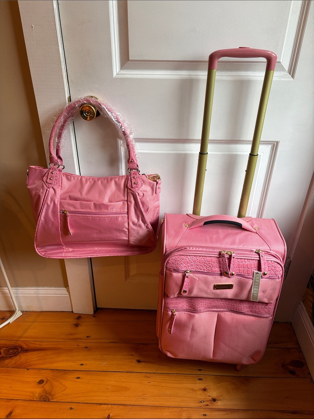 Travel Set: Pink Carry-On Spinner with Matching Pink Handbag